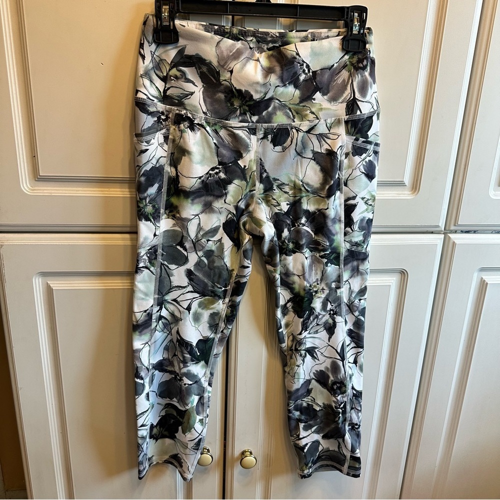 RBX Floral Print Leggings in White, Black & Green